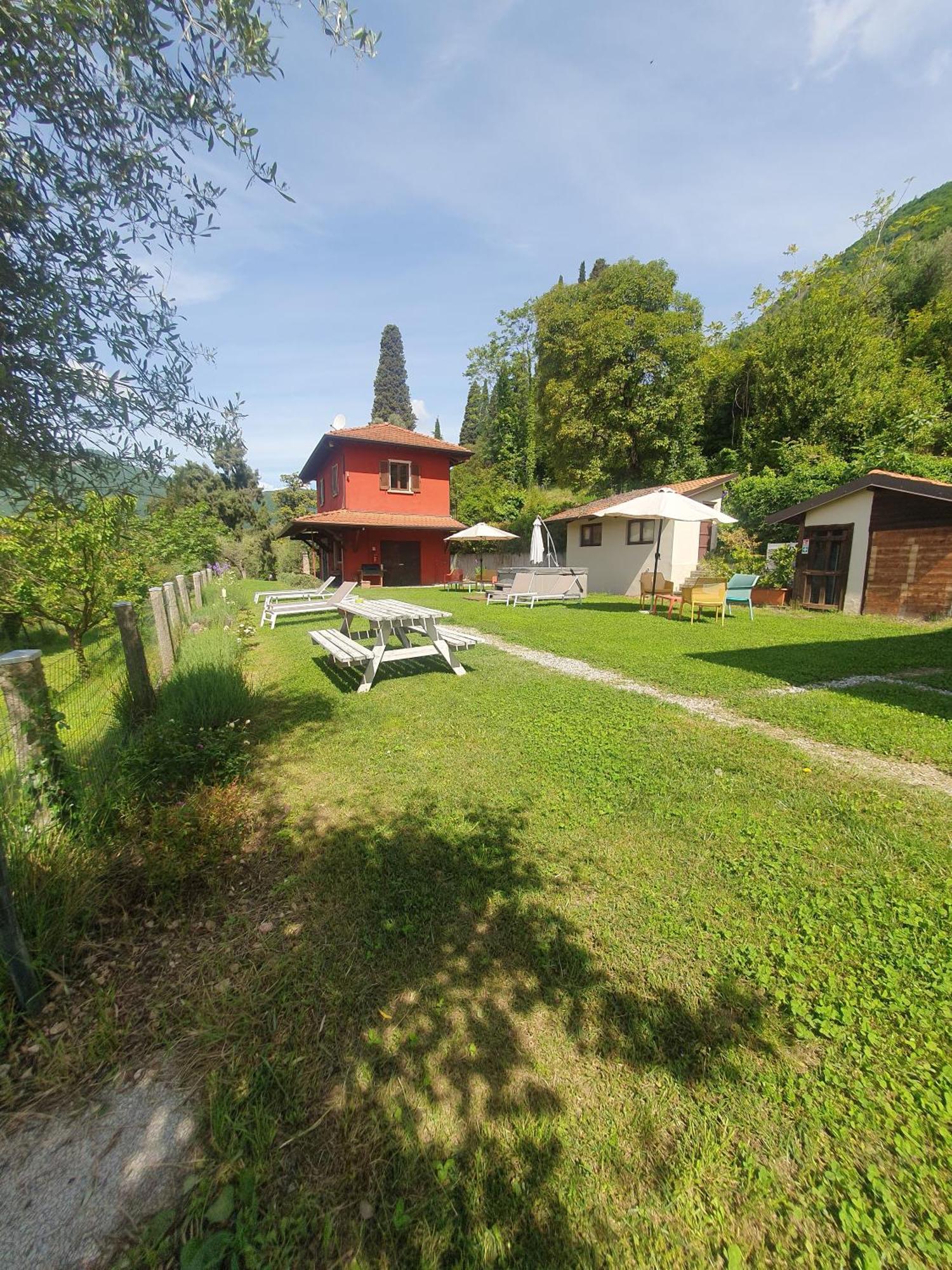 Agriturismo Podere Nigriano Salò Dış mekan fotoğraf